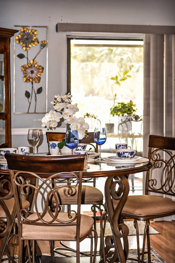 Welcome To The Cottage: A Home Away From Home Port St. Lucie Extérieur photo